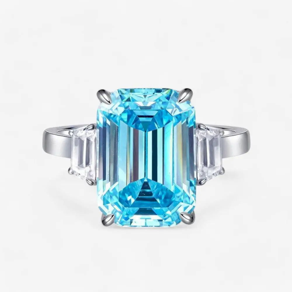 Sterling Silver Emerald Spark Ring - Dolce Vincita