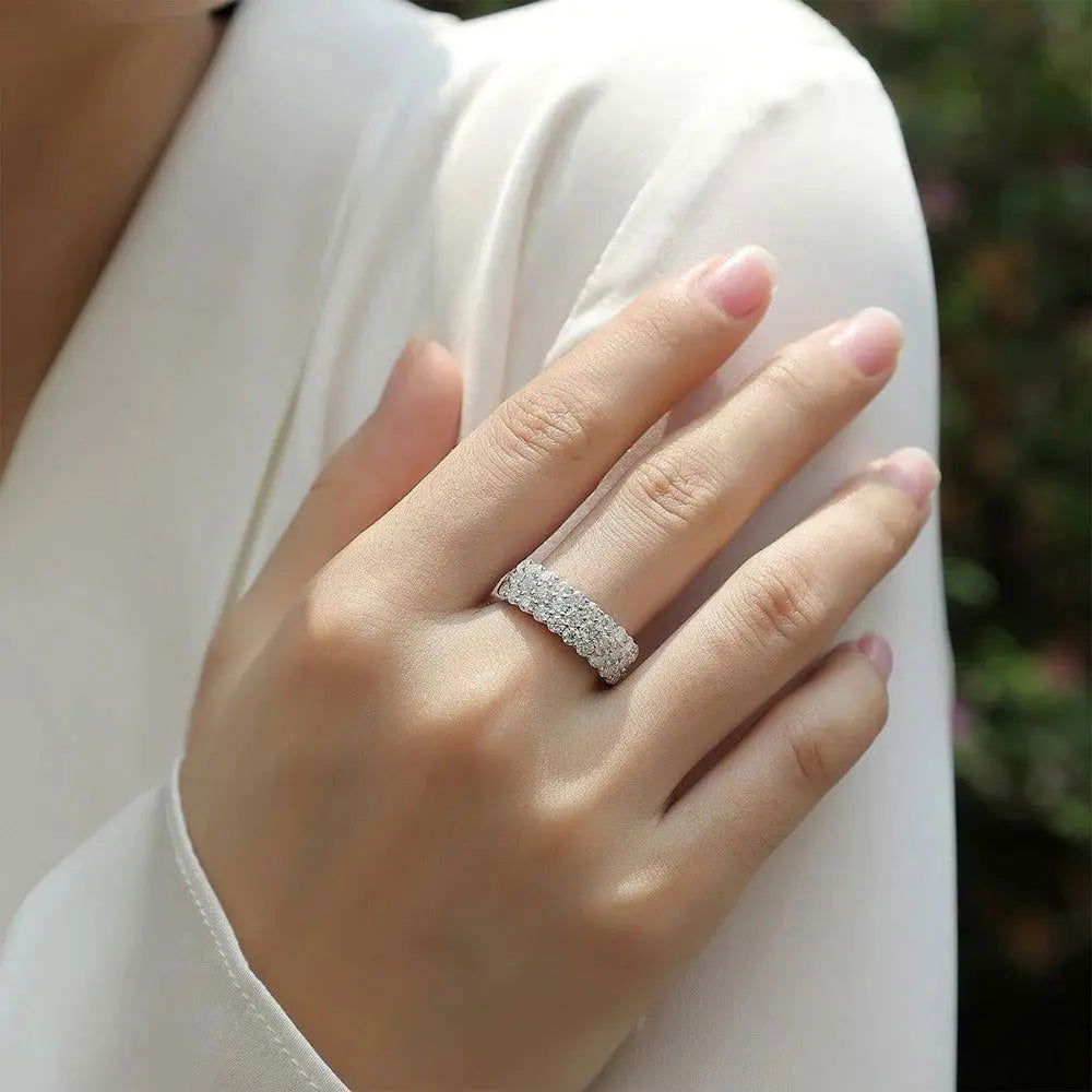 Sterling Silver Infinity Sparkle Band - Dolce Vincita