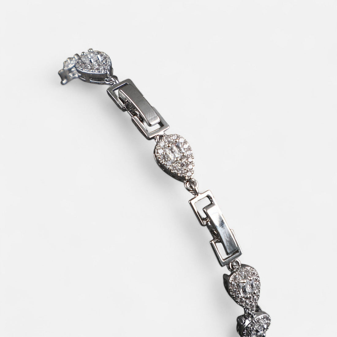 Celeste Teardrop Bracelet - Dolce Vincita