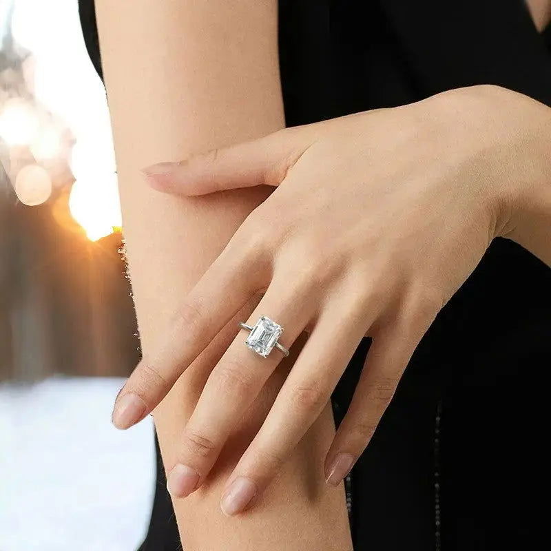 Sterling Silver Radiant Glamour Ring - Dolce Vincita